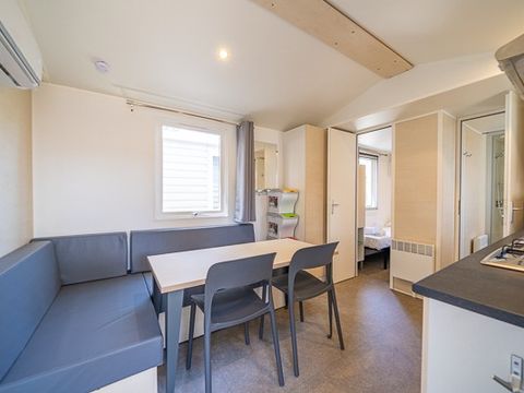 MOBILHOME 4 personnes - Comfort | 2 Ch. | 4 Pers. | Terrasse surélevée | Clim.