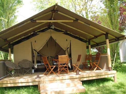 CANVAS AND WOOD TENT 5 people - SAFARI KENYA (Without sanitary facilities)