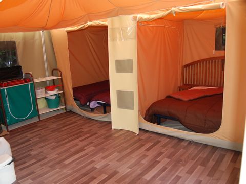 TENT 4 people - READY TO CAMP without sanitary facilities