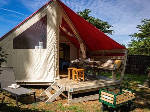 TENTE 5 personnes - Eco Lodges SANS SANITAIRE