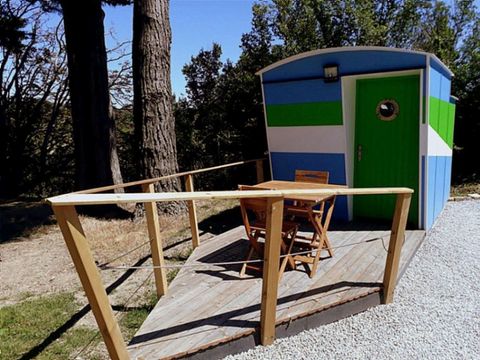 HÉBERGEMENT INSOLITE 2 personnes - Glamping  "Rando Boat" (sans sanitaires)