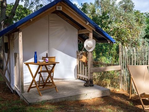 HÉBERGEMENT INSOLITE 2 personnes - Glamping "Rando Toilé" (sans sanitaires)