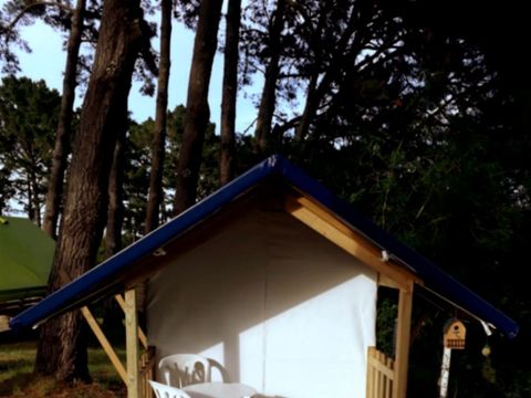 HÉBERGEMENT INSOLITE 2 personnes - Glamping "Rando Toilé" (sans sanitaires)