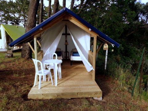 HÉBERGEMENT INSOLITE 2 personnes - Glamping "Rando Toilé" (sans sanitaires)