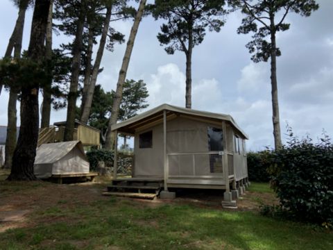 TENTE TOILE ET BOIS 2 personnes - Insolite "Lodge Premium" - 2 ou 4 pl.