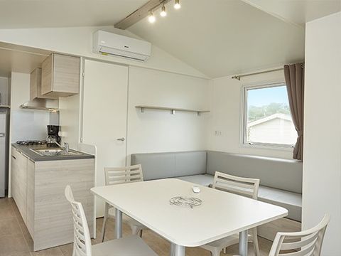 MOBILHOME 6 personnes - Mobil-home | Comfort | 3 Ch. | 6 Pers. | Terrasse surélevée | Clim.