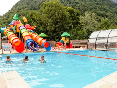 Le Château de Rochetaillée - Camping Isere