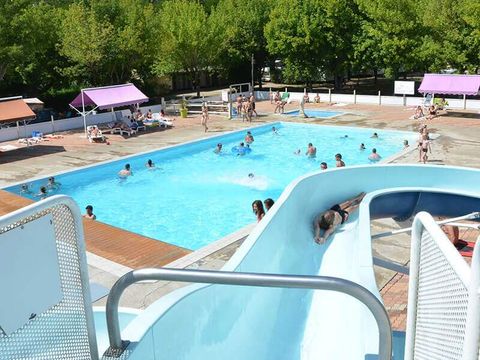 Camping Paradis Le Rocher de La Granelle - Camping Dordogna