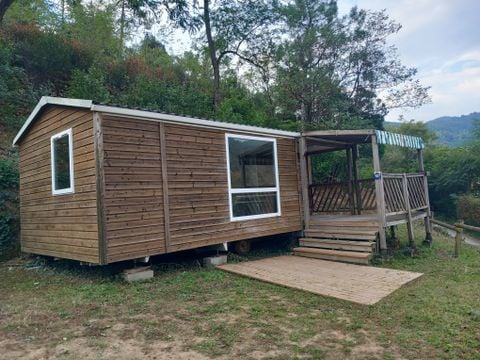 MOBILHOME 4 personnes - Mobile-Home 30m² - Standard - 2 chambres - terrasse semi-couverte - TV - Clim 4 pers. 