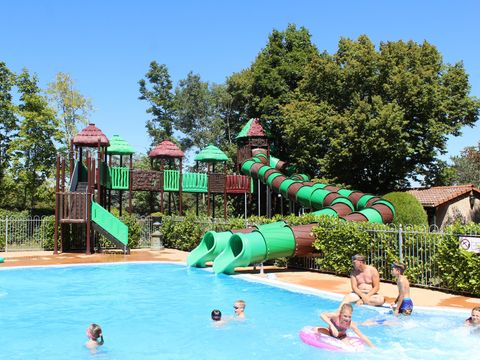 Camping Château la Grange Fort  - Camping Puy-de-Dôme