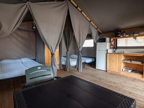 TENTE TOILE ET BOIS 4 personnes - Tente glamping Les Issambres