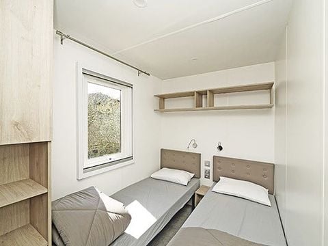 MOBILHOME 6 personnes - Mobil-home | Premium | 3 Ch. | 6 Pers. | Terrasse Couverte | 2 SDB | Clim. | TV