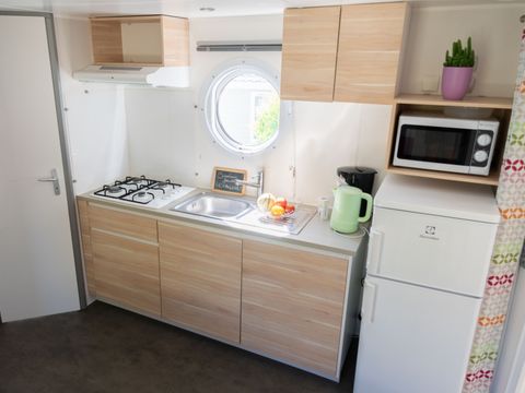 MOBILHOME 4 personnes - Loggia Confort 24 m² 2 chambres + terrasse couverte + TV