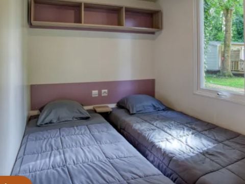 MOBILE HOME 6 people - Confort 32m² Malaga - 3 bedrooms + Covered terrace, air conditioning, TV, Dishwasher