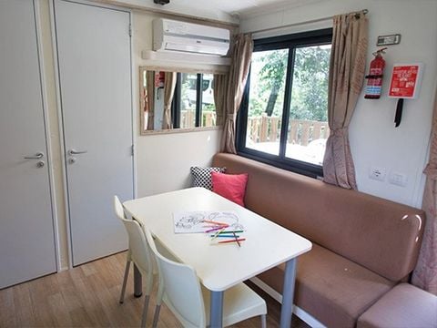 MOBILHOME 6 personnes - Comfort XL | 2 Ch. | 4/6 Pers. | Terrasse surélevée | Clim.