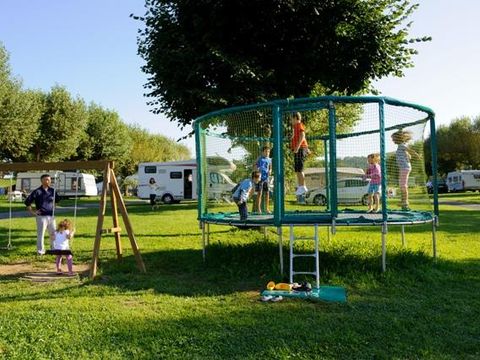 Camping Le Vieux Berger - Camping Hautes-Pyrénées - Afbeelding N°2