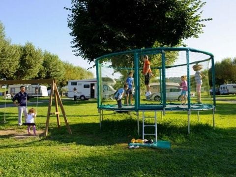 Camping Le Vieux Berger - Camping Hautes-Pyrénées - Image N°2