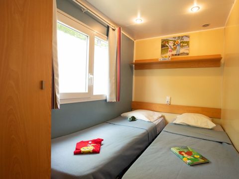 MOBILHOME 4 personnes - 2 chambres - (samedi/samedi)