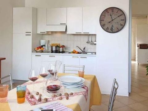 APPARTEMENT 6 personnes - TRILOCALE STANDARD / 3 pièces 65 m² (rez du jardin)