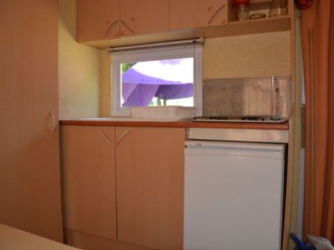 MOBILHOME 4 personnes - Mobil Home A 4P sans sanitaire (+ 15 ans)