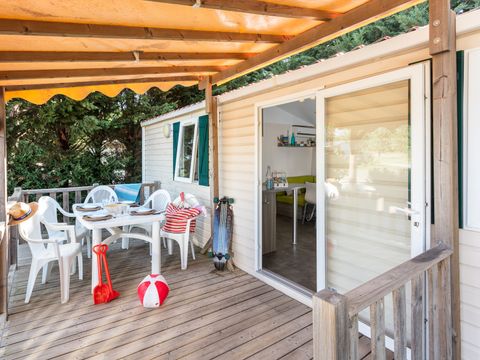 MOBILHOME 6 personnes - Classic | 2 Ch. | 4/6 Pers. | Terrasse surélevée | Clim.