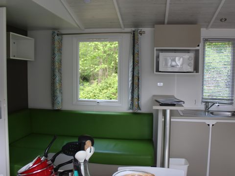 MOBILE HOME 6 people - Comfort 33 m² including terrace 3 bedrooms + TV