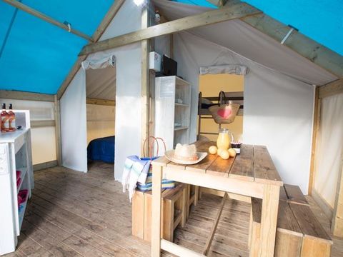 TENTE 4 personnes - ECO - 2 chambres (sans sanitaires)