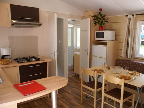 MOBILHOME 4 personnes - 'IRM' Super Mercure (2 chambres)