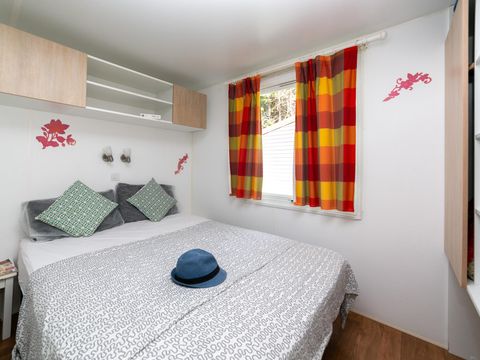 MOBILE HOME 6 people - MH2 Comfort 27 m² + air conditioning, with sanitary facilities