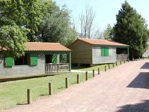 Camping Au Lac d'Hautibus - Camping Deux-Sevres - Image N°35