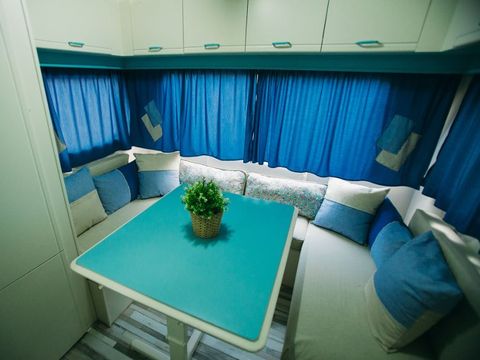 CARAVANE 5 personnes - Azul Denim, sans sanitaires