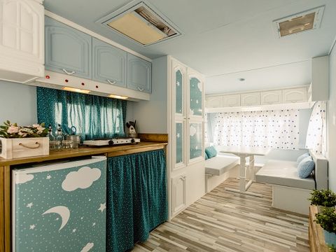 CARAVANE 4 personnes - 32 SKY BLUE  sans sanitaires