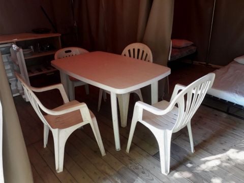 TENTE TOILE ET BOIS 4 personnes - Les Muguets - 4 personnes