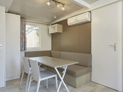 MOBILHOME 6 personnes - Mobil-home | Comfort XL | 2 Ch. | 4/6 Pers. | Terrasse surélevée | Clim.