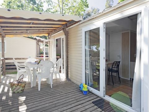 MOBILE HOME 6 people - Mobil-home | Classic XL | 3 Bedrooms | 6 Pers. | Raised terrace | Air-con.