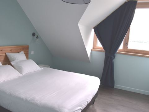 CHAMBRE 4 personnes - Chambre Familiale 4 pers. (Hôtel)