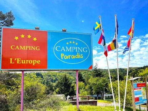 Camping Paradis - L'Europe - Camping Puy-de-Dôme - Image N°2