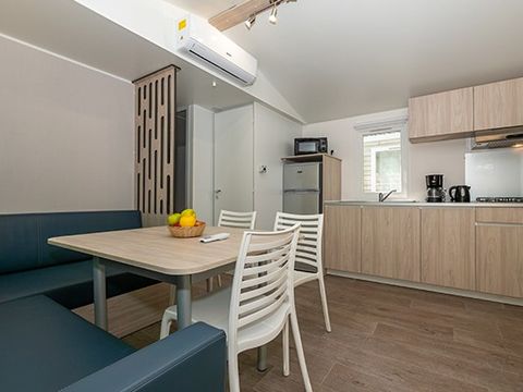 MOBILHOME 6 personnes - Mobil-home | Comfort XL | 3 Ch. | 6 Pers. | Terrasse surélevée | Clim. | TV