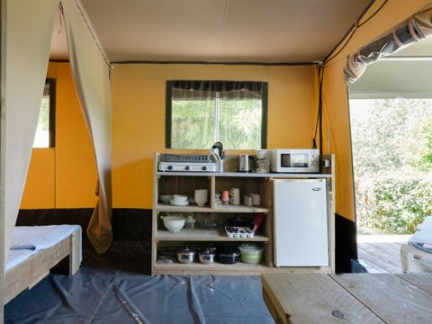 CANVAS AND WOOD TENT 6 people - Glamping tent Larzac