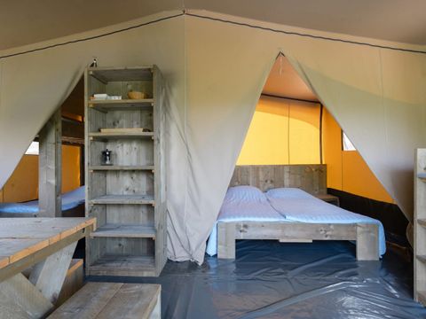 CANVAS AND WOOD TENT 6 people - Glamping tent Larzac