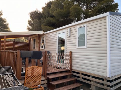 MOBILHOME 6 personnes - Mobil-home 004 (3 chambres, 1 salle d'eau) - Clim, TV - Terrasse semi-couverte