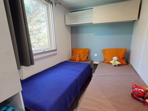 MOBILHOME 6 personnes - Vaucluse - 28m² - 3 chambres + Jacuzzi