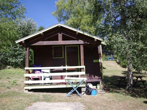 CHALET 2 personnes - CAVANON STANDARD VERT sans sanitaires