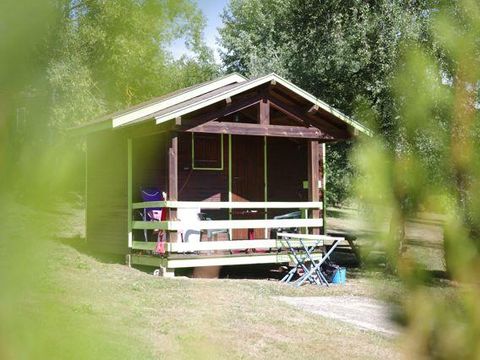 CHALET 2 personnes - CAVANON STANDARD VERT sans sanitaires