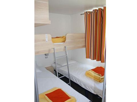 MOBILHOME 5 personnes - 2 chambres ESPACE CLIMATISÉ