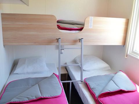 MOBILHOME 8 personnes - XXL, 3 chambres, 2 sdb, 2 wc