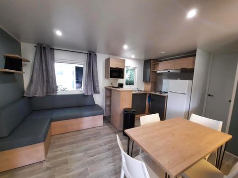 MOBILE HOME 4 people - 2 bedrooms DRESSING ROOM