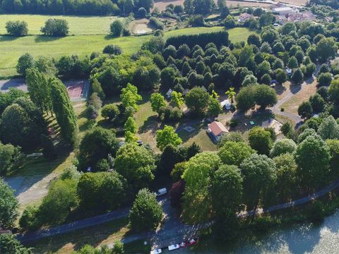 Camping Le Moulin Des Effres - Camping Deux-Sèvres - Image N°42