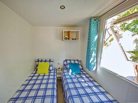 MOBILE HOME 6 people - Mobil-home | Classic | 3 Bedrooms | 6 Pers. | Raised terrace | Air-con.