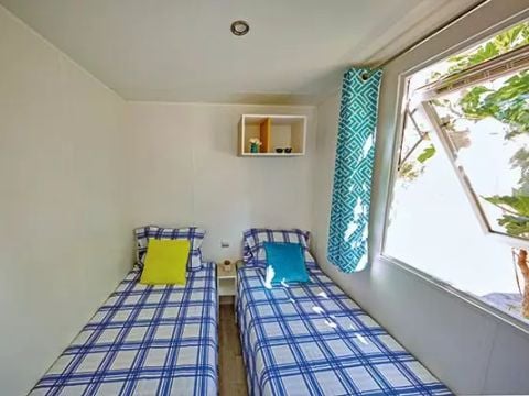 MOBILE HOME 6 people - Mobile-home | Comfort | 3 Bedrooms | 6 Pers. | Single terrace | Air-con.